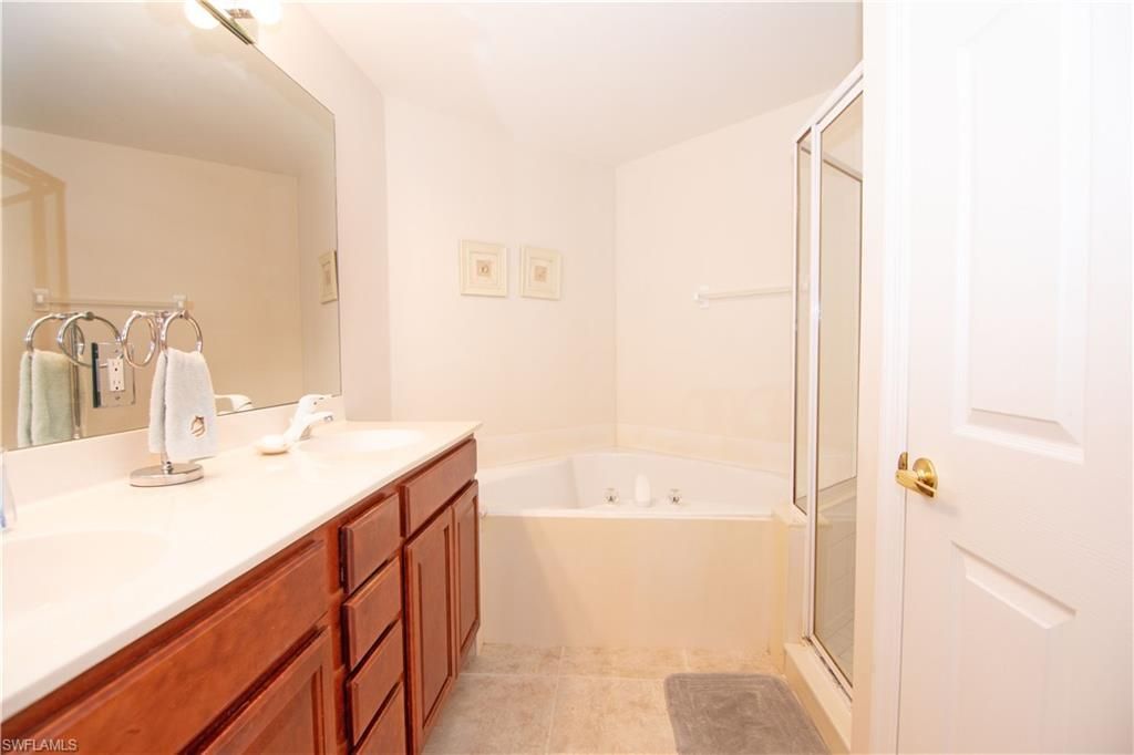 10010 Sky View Way, Unit 403, Fort Myers, FL 33913 Photo