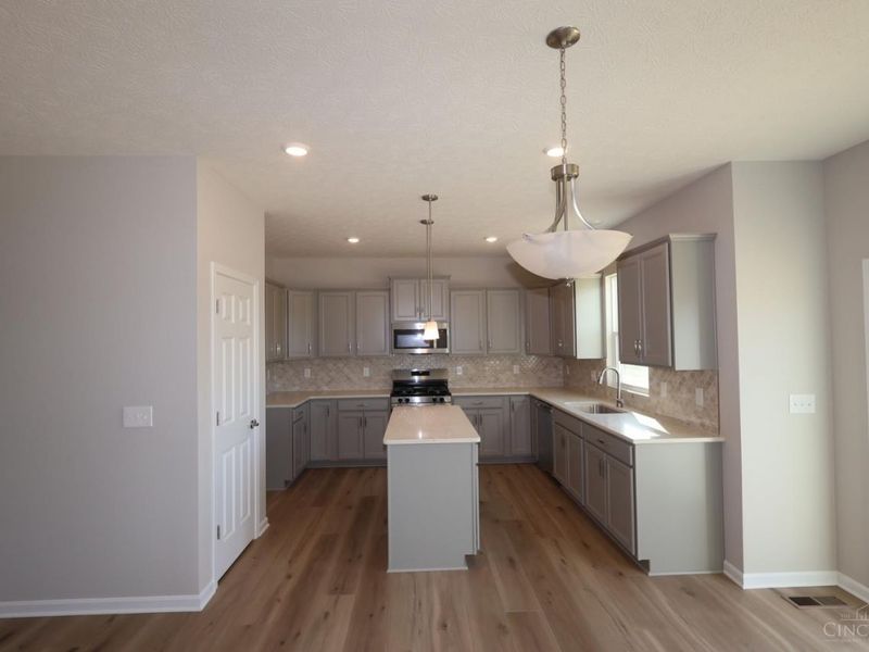1503 Acadia Drive, Unit 0040, Maineville, OH 45039 Photo 3