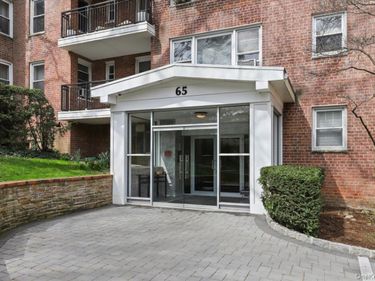 65 Durham Road, Unit 3F, Bronxville, NY 10708