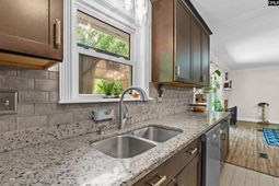 1228 Page Derrick Road photo 4