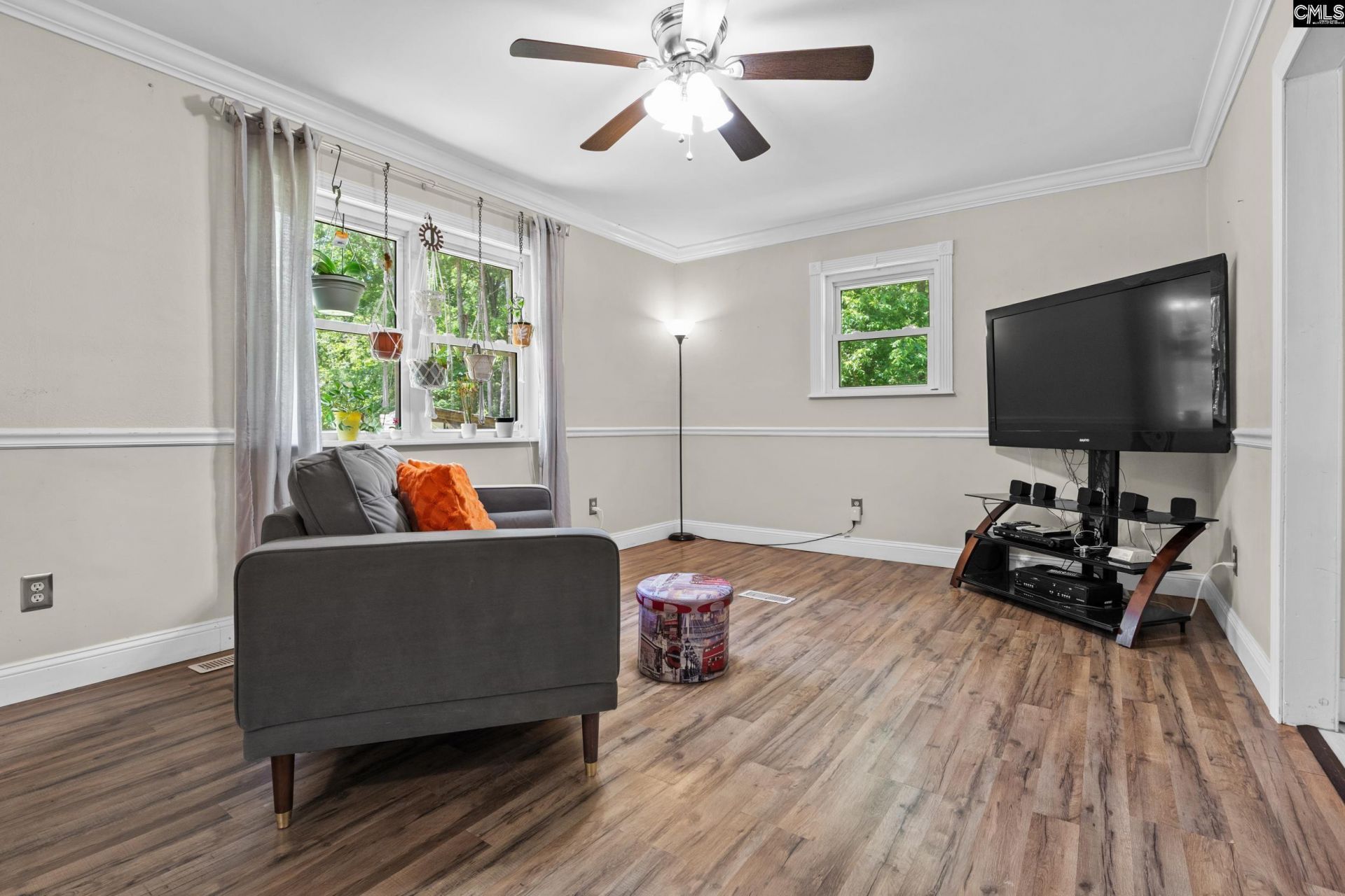 1228 Page Derrick Road Photo 7