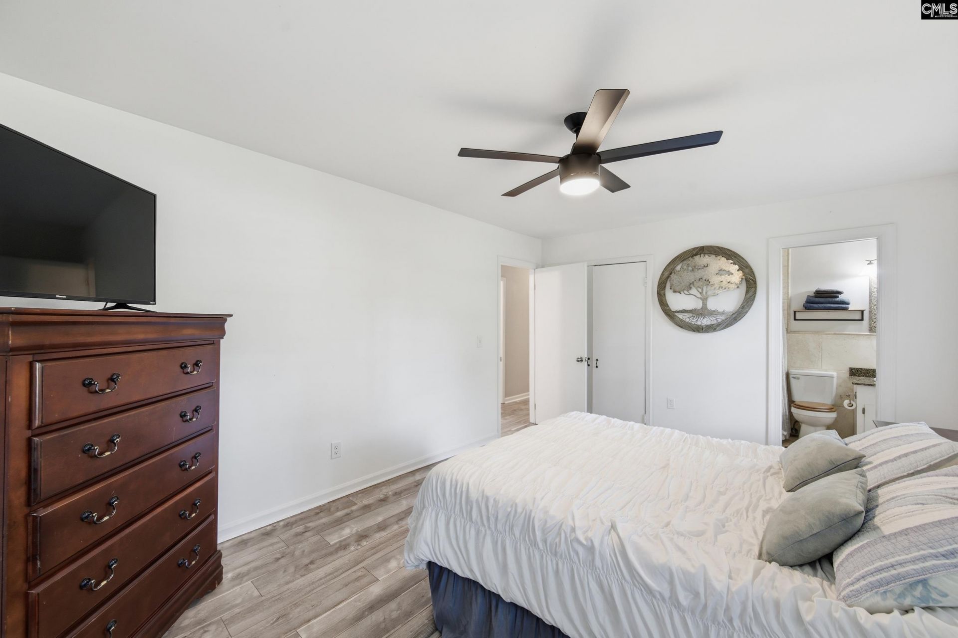 1047 Hilton Point Road Photo 18