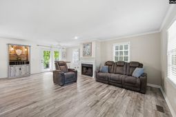 1047 Hilton Point Road photo 4