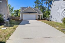 1072 Kingston Village Loop photo 4