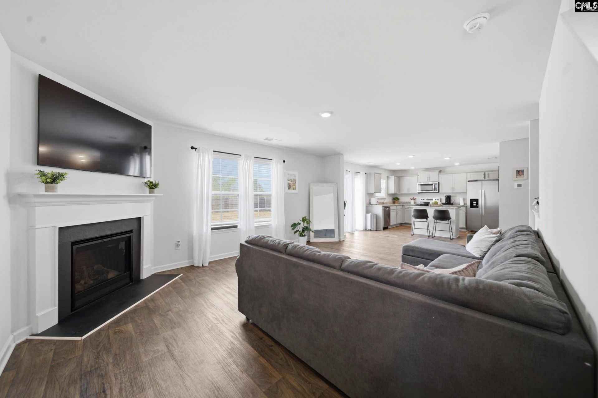 102 Rippling Way Photo 13