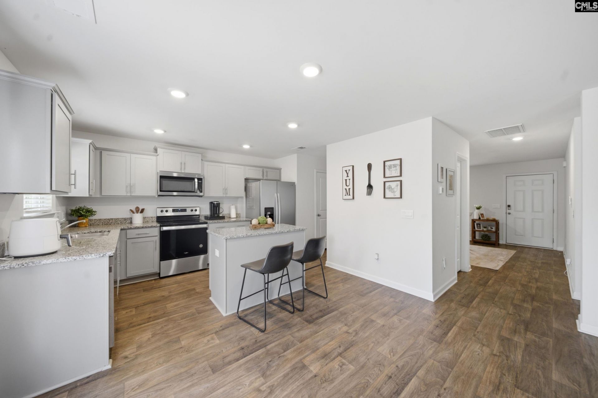 102 Rippling Way Photo 7