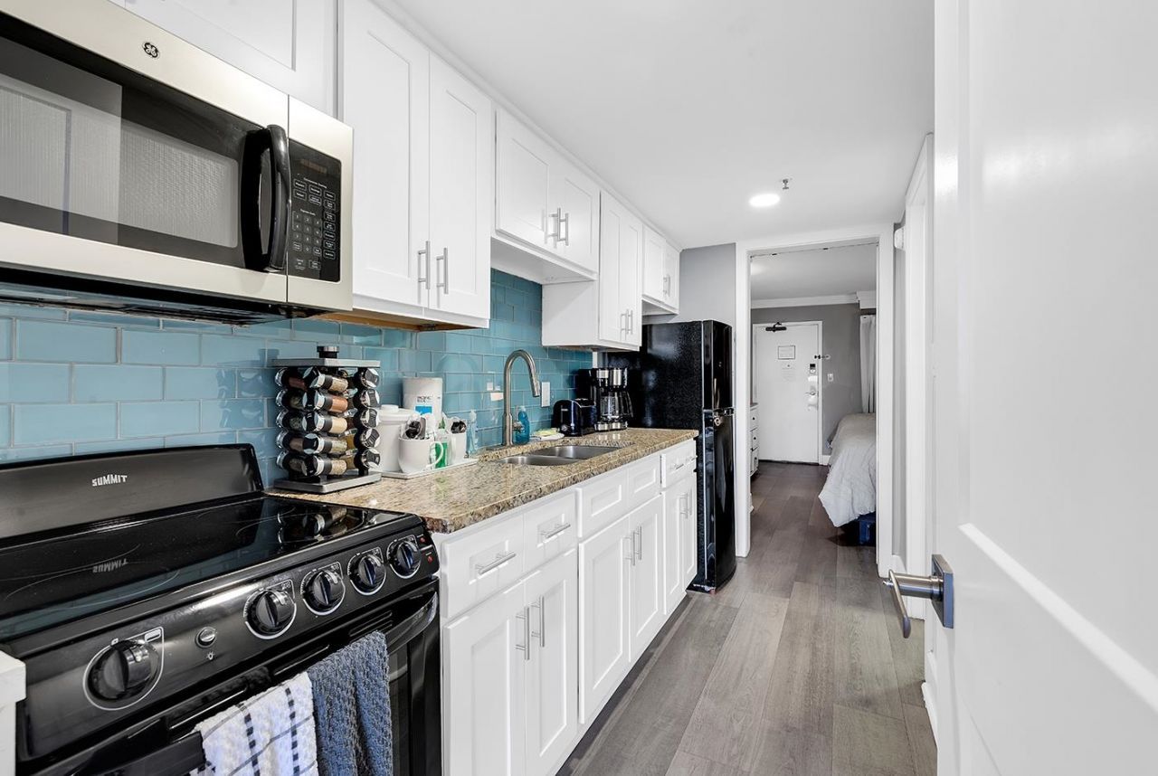 7200 N Ocean Blvd.  Photo 17