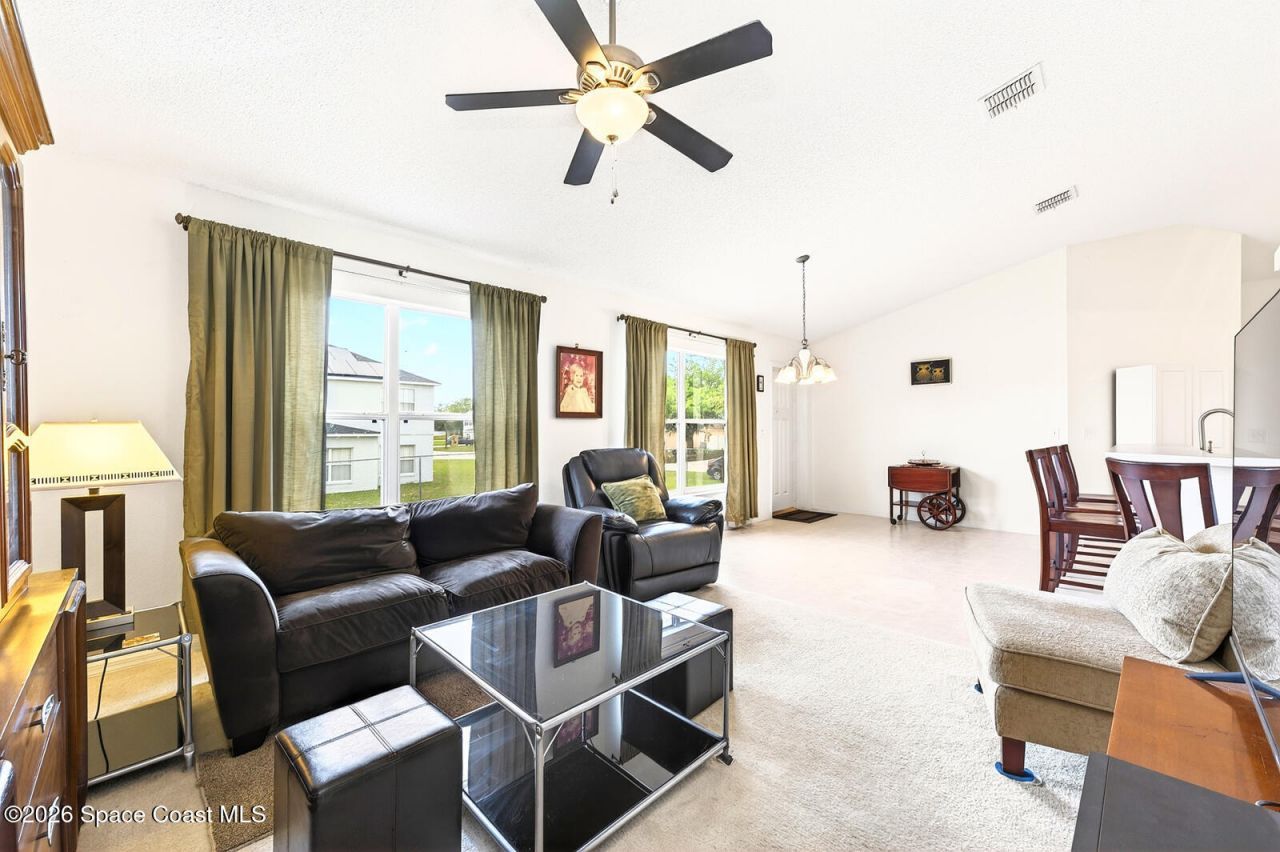 416 Lakeview Road, Poinciana, FL 34759 Photo