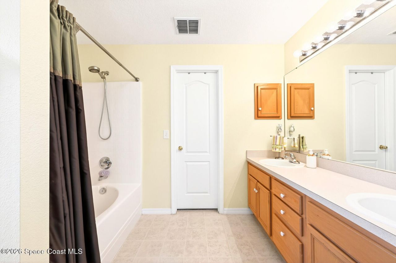 416 Lakeview Road, Poinciana, FL 34759 Photo