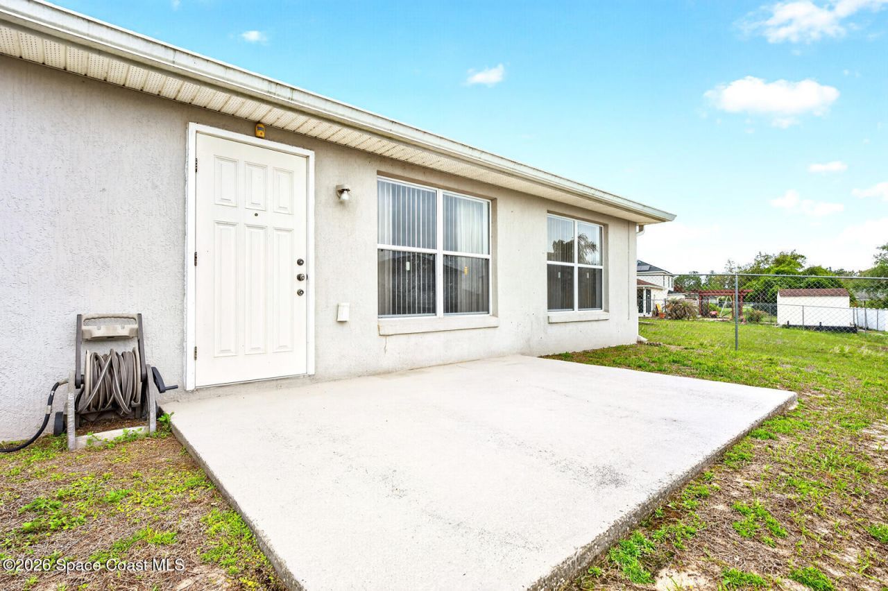 416 Lakeview Road, Poinciana, FL 34759 Photo