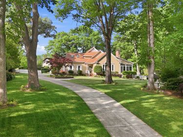2504 Whippletree Drive, Raleigh, NC 27603