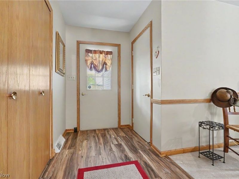 2944 Vincent Road, Silver Lake, OH 44224 Photo 3