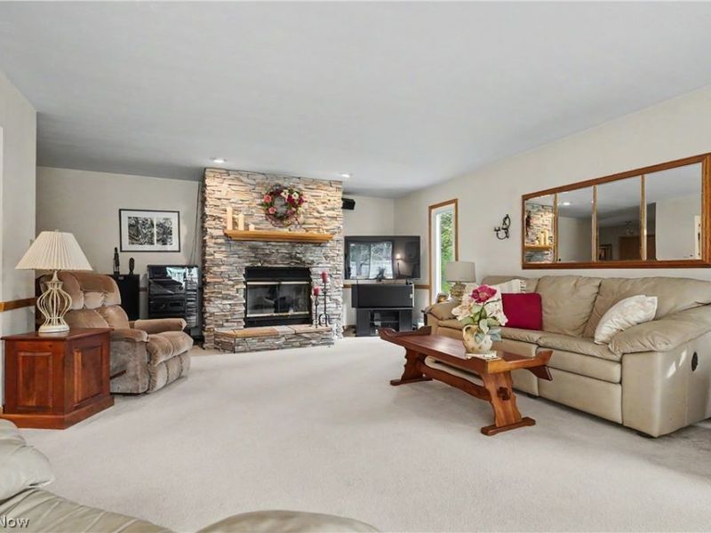 2944 Vincent Road, Silver Lake, OH 44224 Photo 5