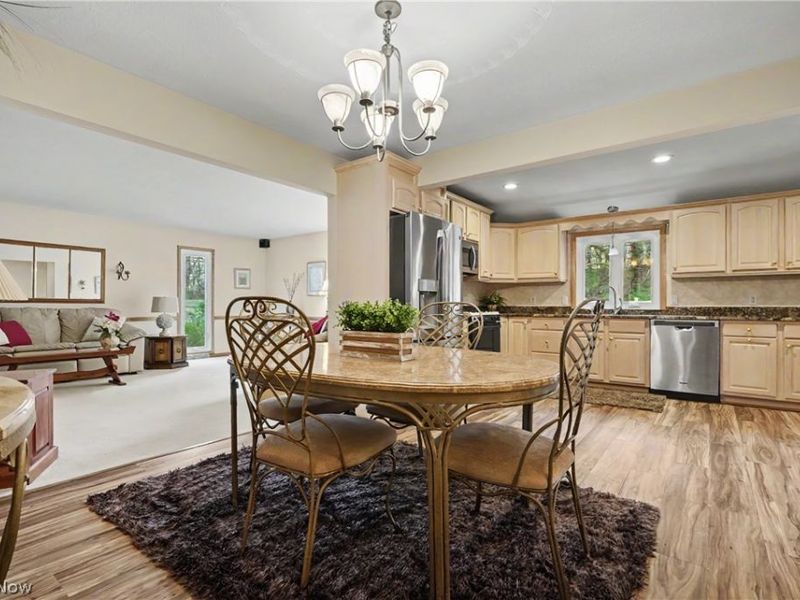 2944 Vincent Road, Silver Lake, OH 44224 Photo 7