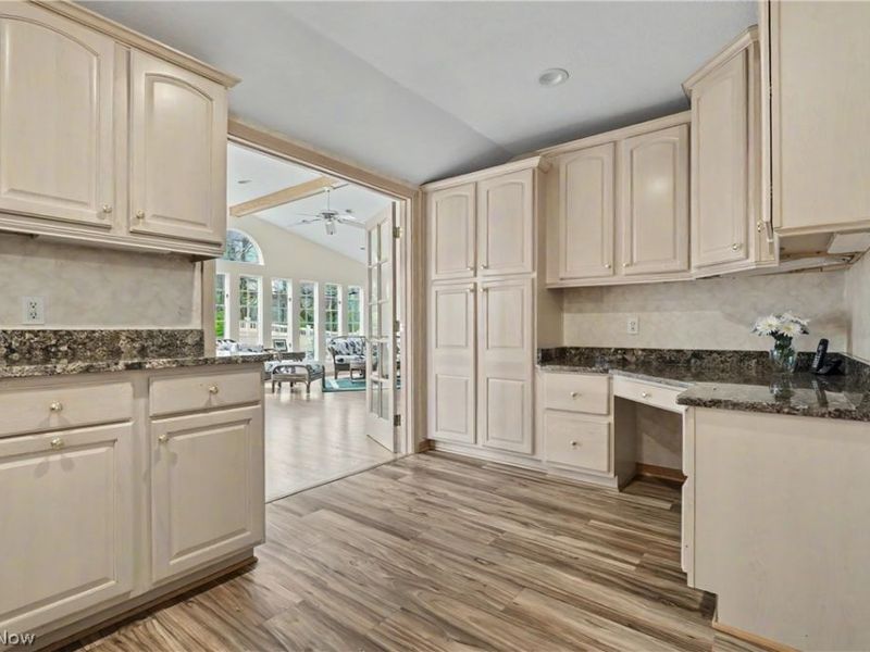 2944 Vincent Road, Silver Lake, OH 44224 Photo 9