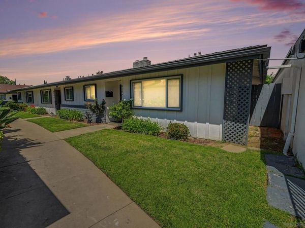 818 E Washington, Unit C, Escondido, CA 92025