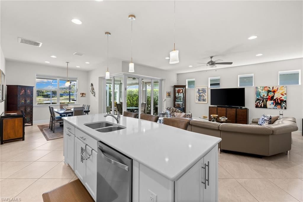 20075 Tavernier Dr, Estero, FL 33928 Photo