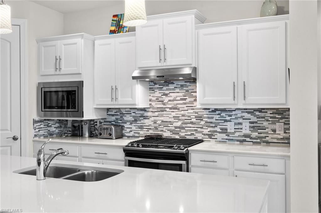 20075 Tavernier Dr, Estero, FL 33928 Photo