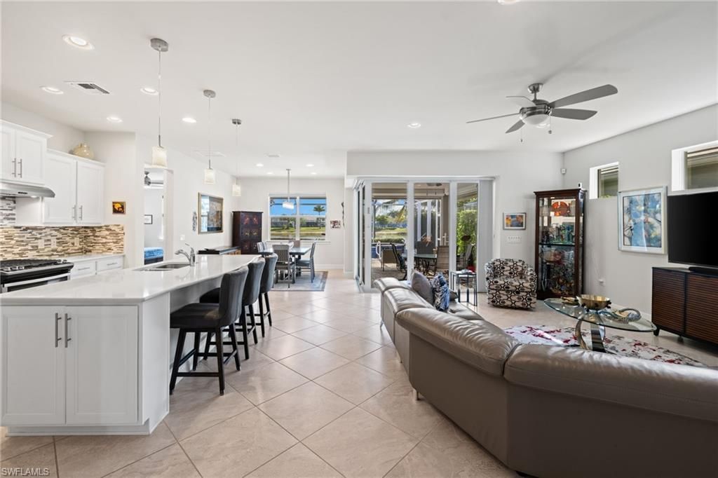 20075 Tavernier Dr, Estero, FL 33928 Photo