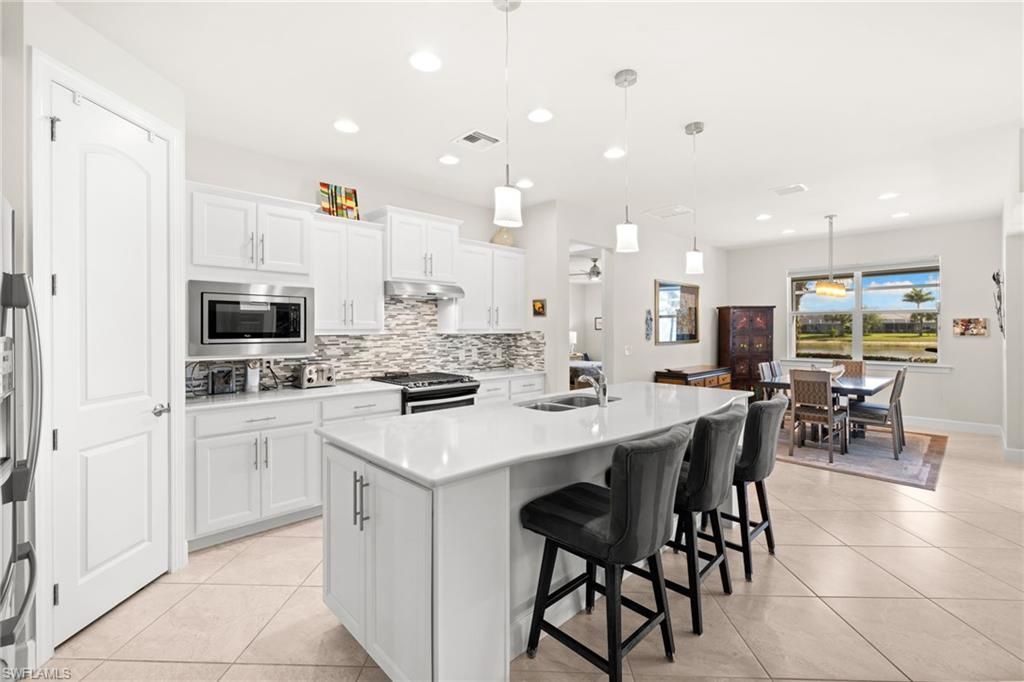 20075 Tavernier Dr, Estero, FL 33928 Photo