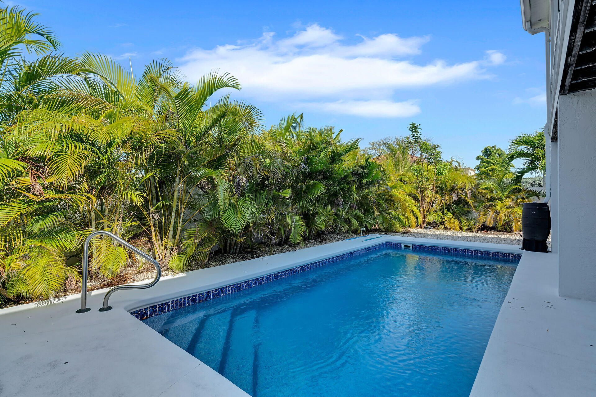 320 Calzada De Bougainville, Marathon, FL 33050 Photo