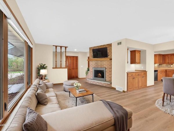 17225 Penbrook DRIVE, Brookfield, WI 53005