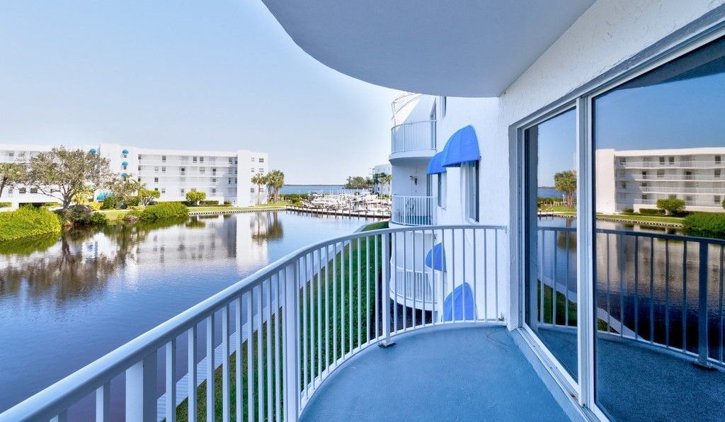 6122 S River Run Drive, Unit 203B, Sebastian, FL 32958 Photo