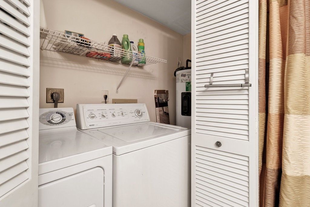 6122 S River Run Drive, Unit 203B, Sebastian, FL 32958 Photo