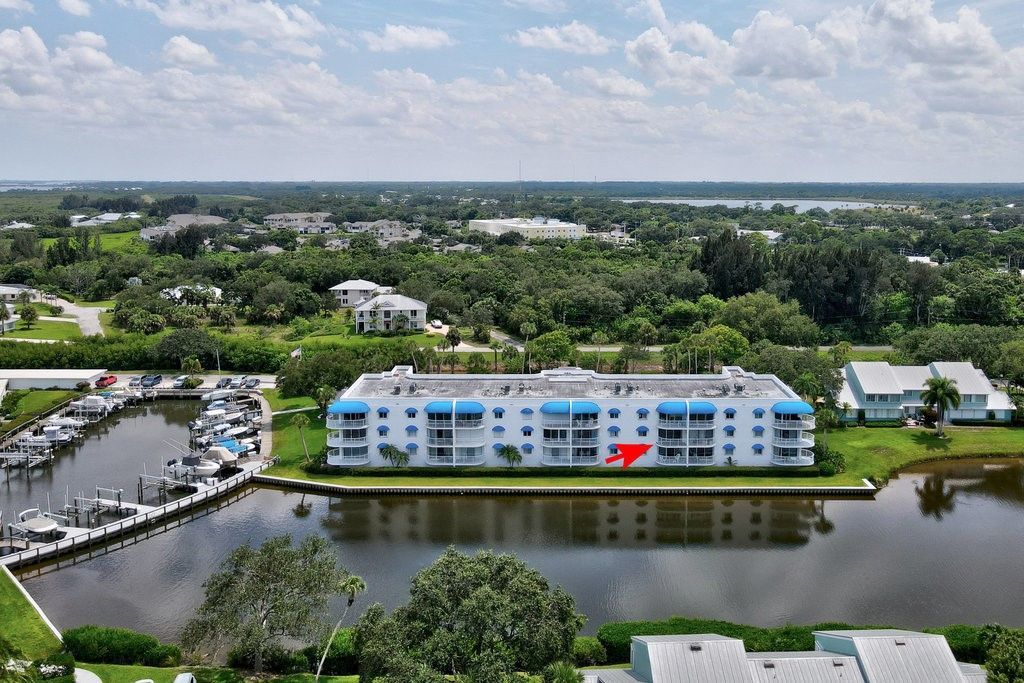 6122 S River Run Drive, Unit 203B, Sebastian, FL 32958 Photo