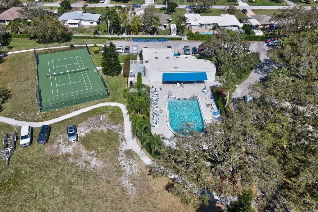 6122 S River Run Drive, Unit 203B, Sebastian, FL 32958 Photo