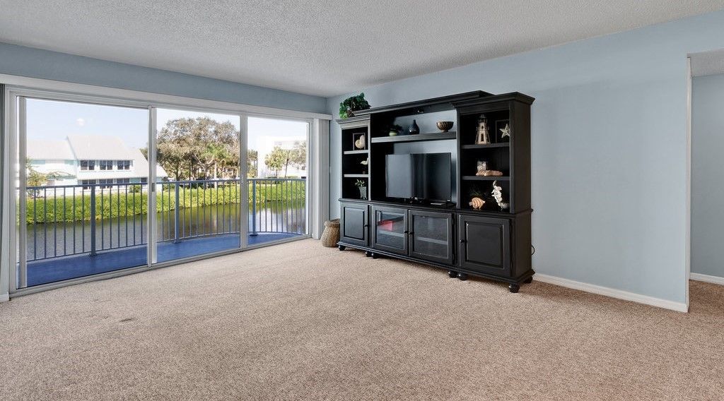 6122 S River Run Drive, Unit 203B, Sebastian, FL 32958 Photo