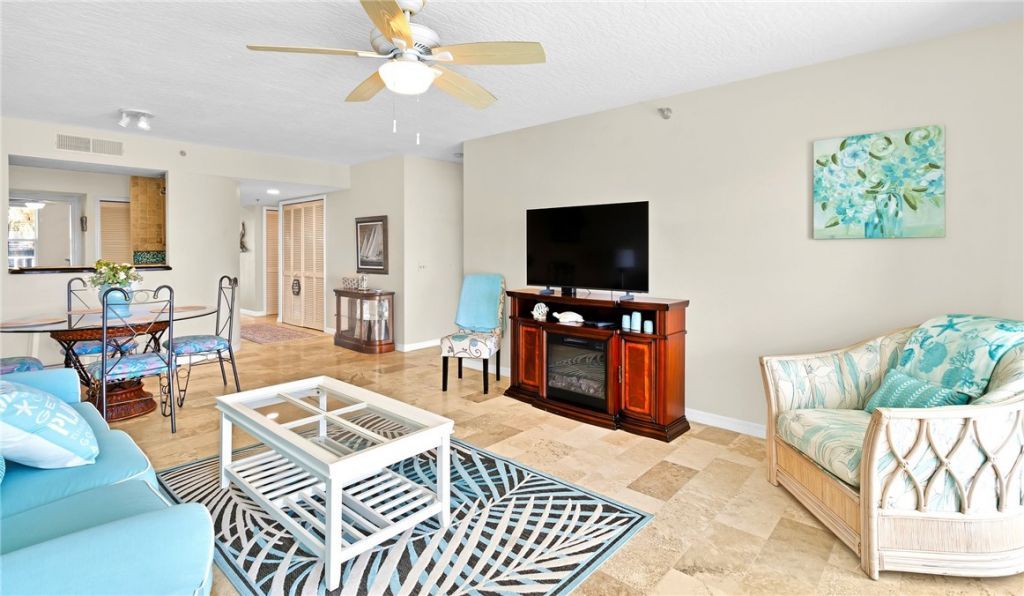 6003 N River Run Drive, Unit 6003, Sebastian, FL 32958 Photo