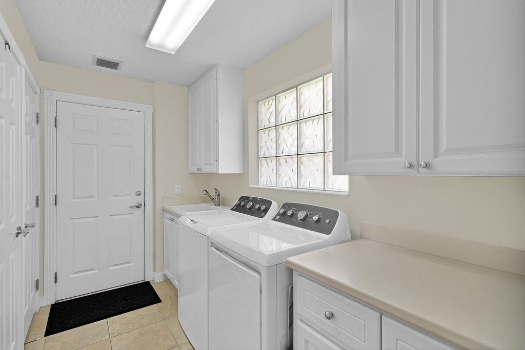 4949 Corsica Square, Vero Beach, FL 32967 Photo