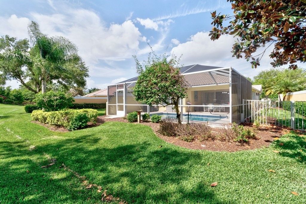 4949 Corsica Square, Vero Beach, FL 32967 Photo