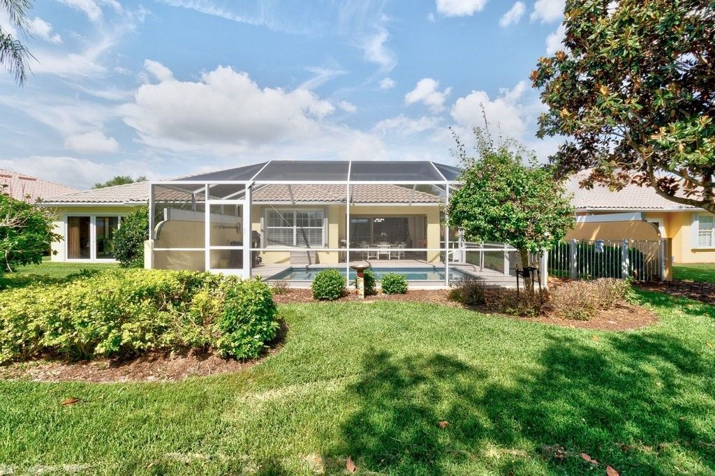 4949 Corsica Square, Vero Beach, FL 32967 Photo