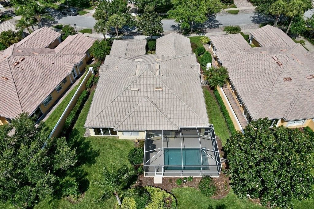 4949 Corsica Square, Vero Beach, FL 32967 Photo