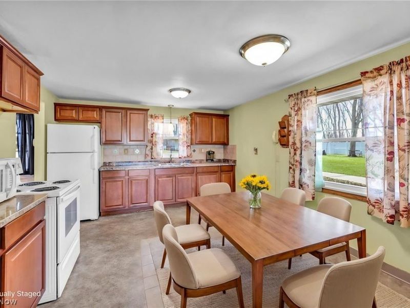 38592 Courtland Drive, Willoughby, OH 44094 Photo 10