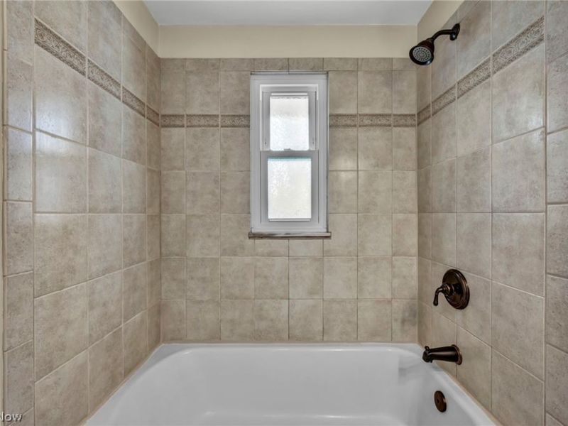 38592 Courtland Drive, Willoughby, OH 44094 Photo 22