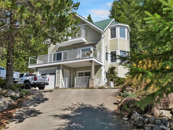 429 Donner Dr, Gold River, BC V0P 1G0