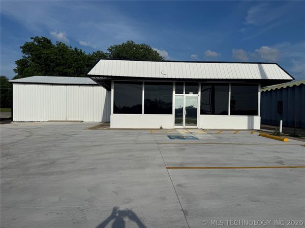 614 N Commerce Street , Ardmore, OK 73401