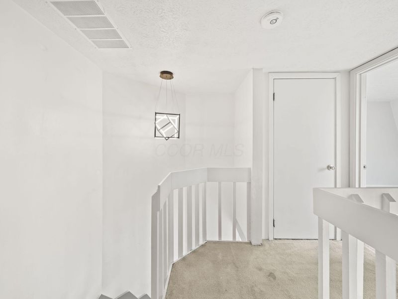 5421 Worthington Forest Place E, Columbus, OH 43229 Photo 17