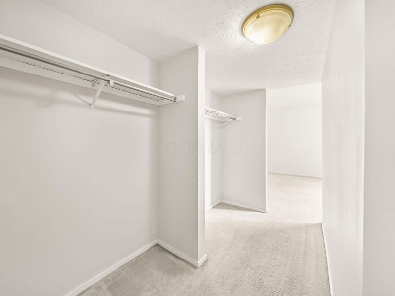 5421 Worthington Forest Place E, Columbus, OH 43229 Photo 23