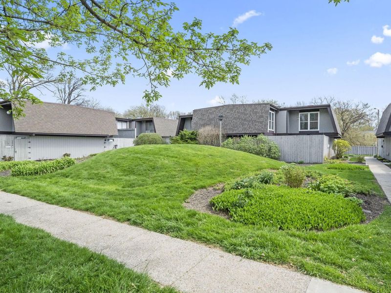 5421 Worthington Forest Place E, Columbus, OH 43229 Photo 31