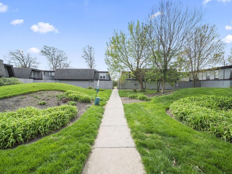 5421 Worthington Forest Place E, Columbus, OH 43229 Photo 36