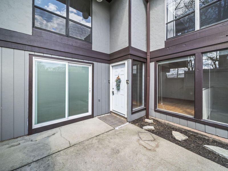 5421 Worthington Forest Place E, Columbus, OH 43229 Photo 4