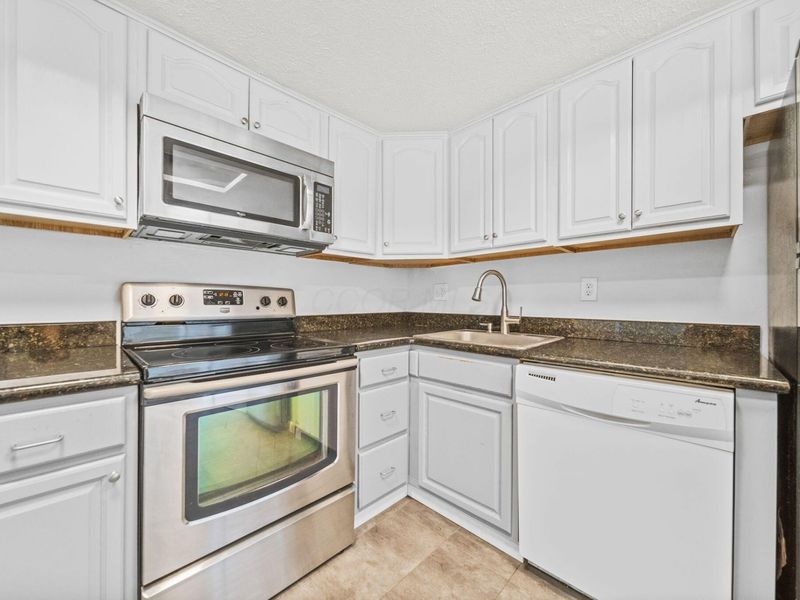 5421 Worthington Forest Place E, Columbus, OH 43229 Photo 50