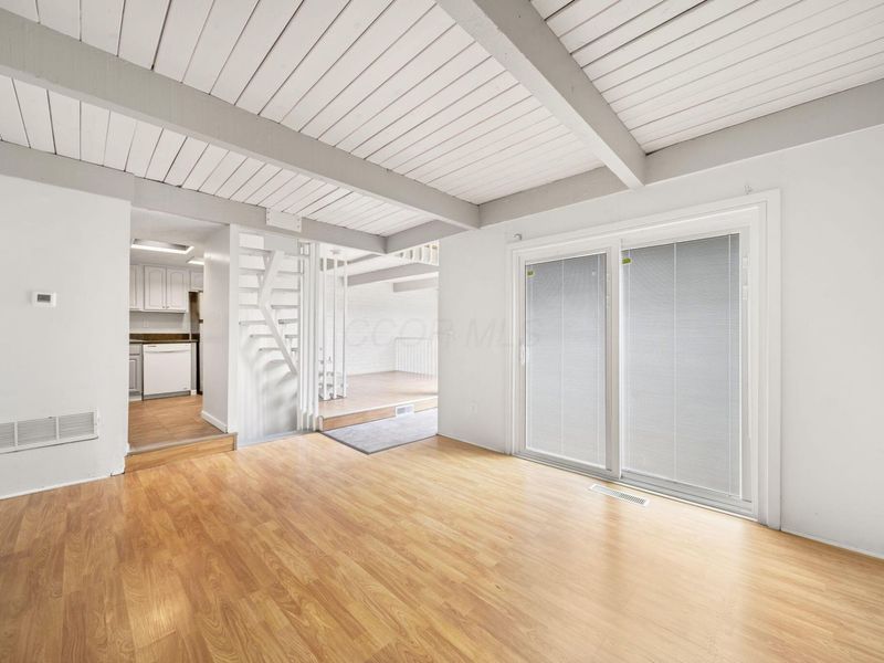 5421 Worthington Forest Place E, Columbus, OH 43229 Photo 8