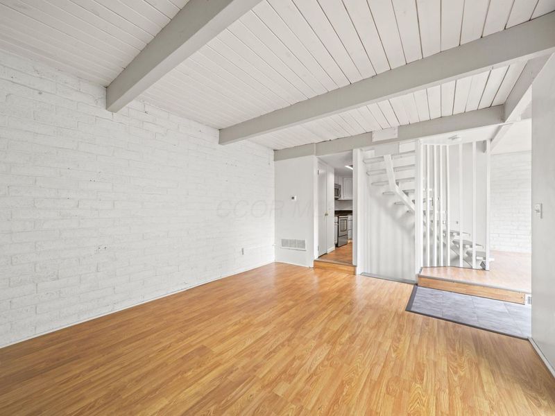 5421 Worthington Forest Place E, Columbus, OH 43229 Photo 9