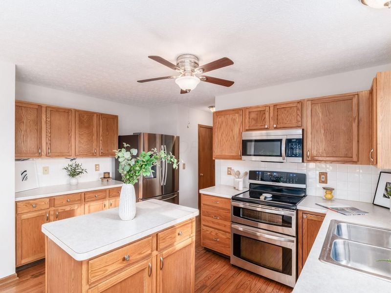 1240 Reserve Drive, Reynoldsburg, OH 43068 Photo 27