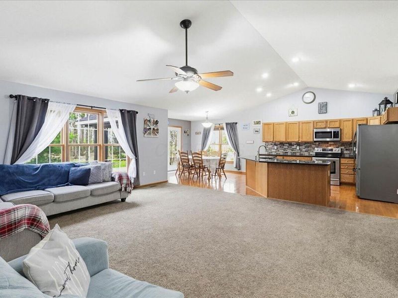 32000 N Middlesworth Road, West Mansfield, OH 43358 Photo 14